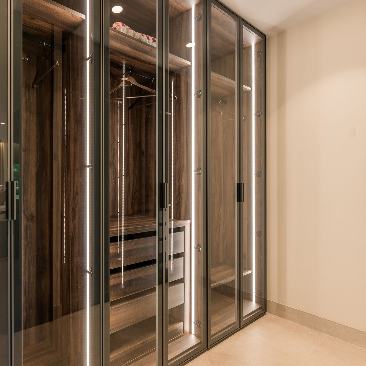 3 Bed Apartment for sale in New Golden Mile Costa Del Sol, Málaga, Spain