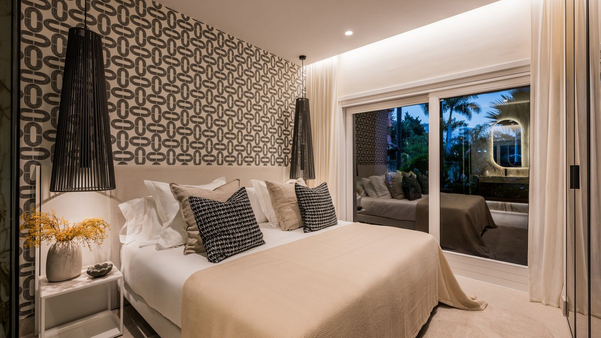 3 Bed Apartment for sale in New Golden Mile Costa Del Sol, Málaga, Spain