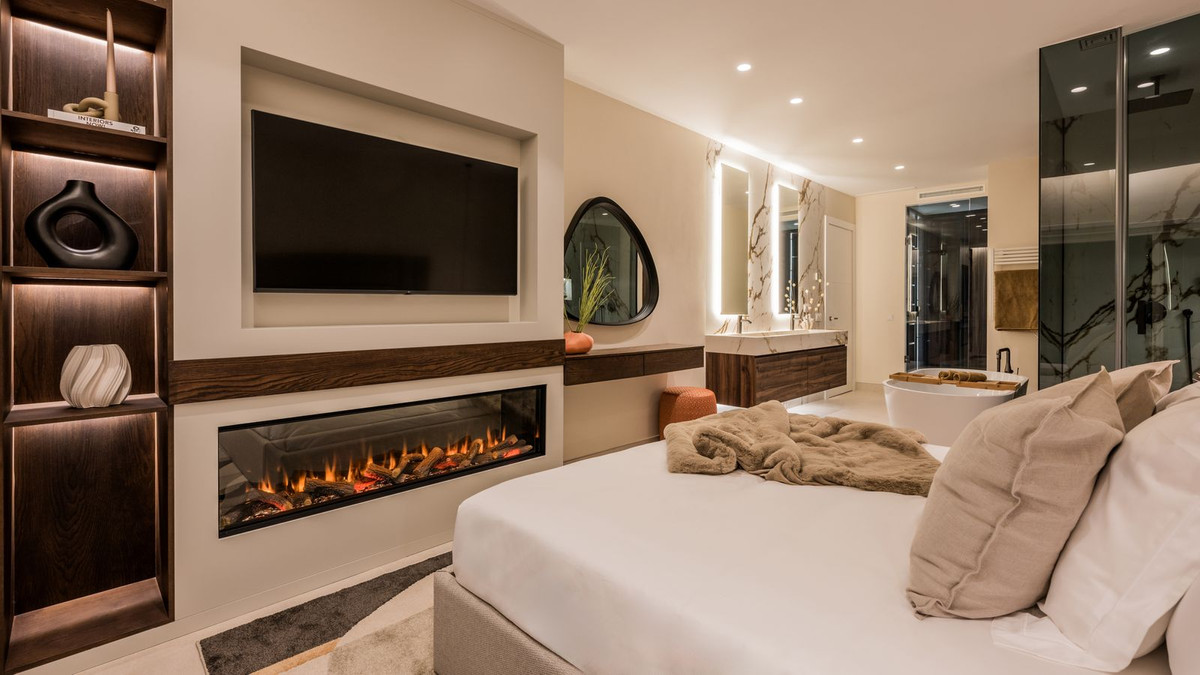 3 Bed Apartment for sale in New Golden Mile Costa Del Sol, Málaga, Spain