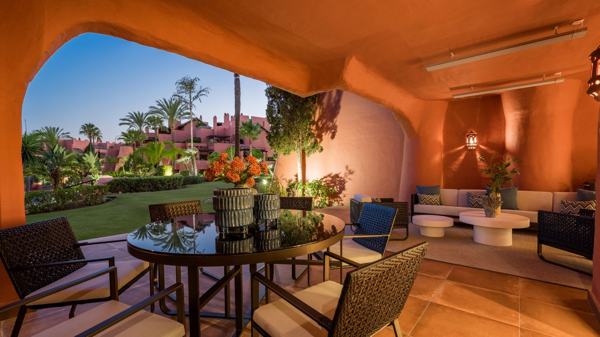 3 Bed Apartment for sale in New Golden Mile Costa Del Sol, Málaga, Spain