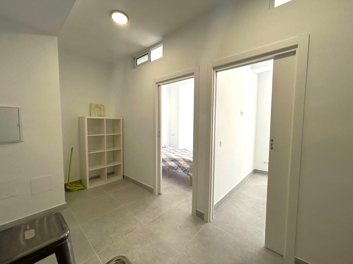 Se vende Apartamento Planta Media de 2 dormitorios en Costa Del Sol, Málaga, España