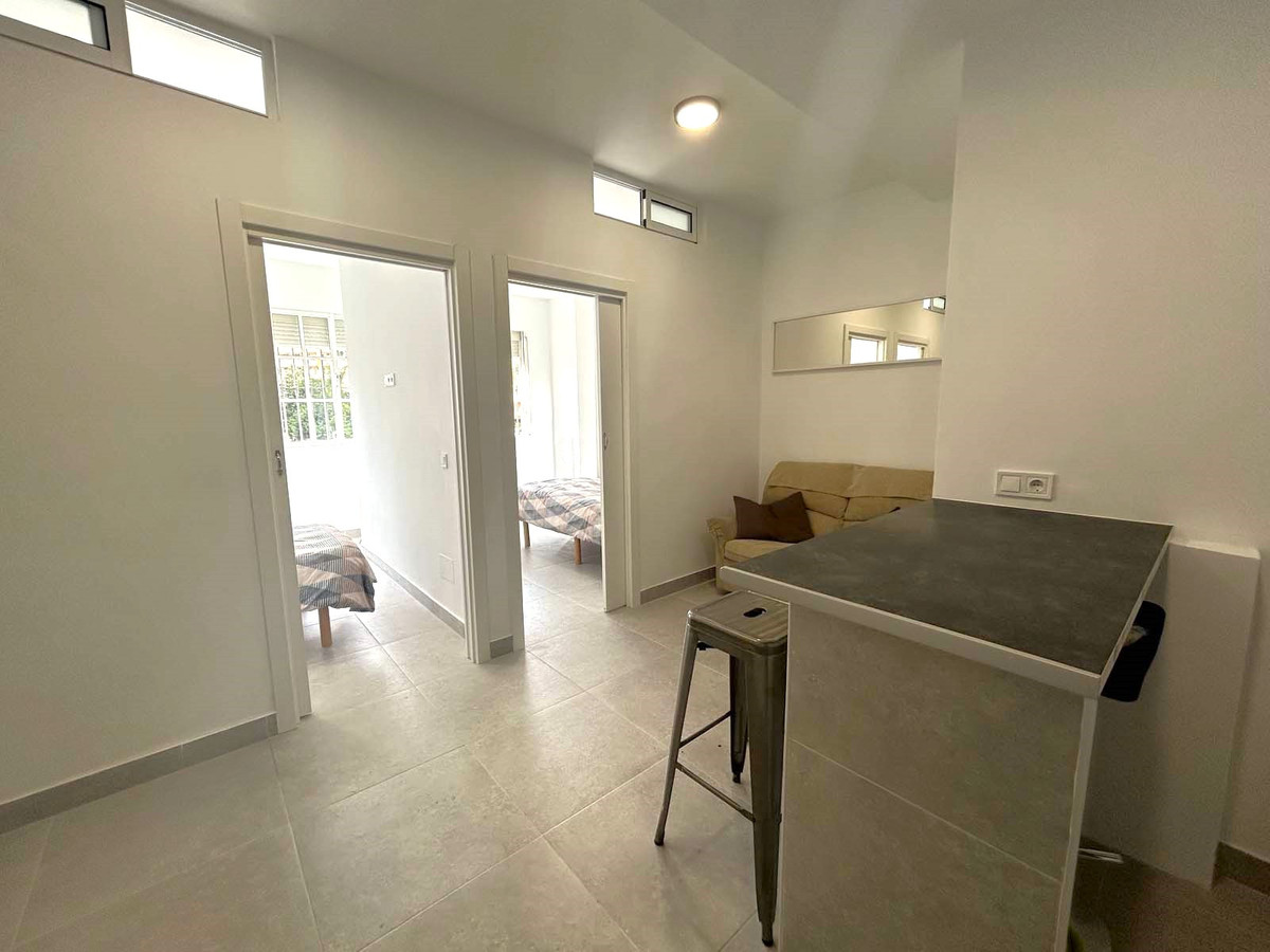 Se vende Apartamento Planta Media de 2 dormitorios en Costa Del Sol, Málaga, España