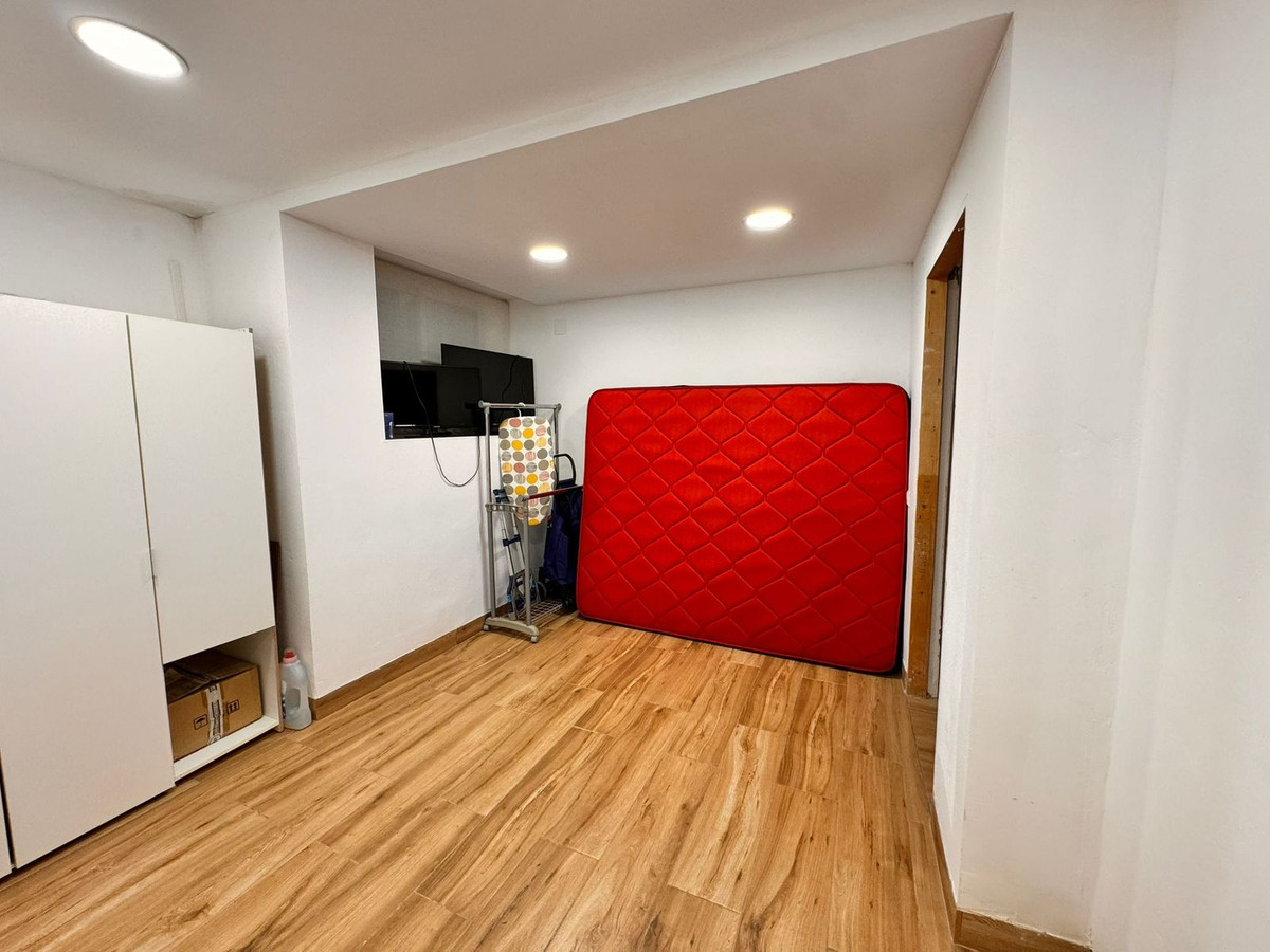 6 Bed Townhouse for sale in Churriana Málaga Ciudad, Málaga, Spain