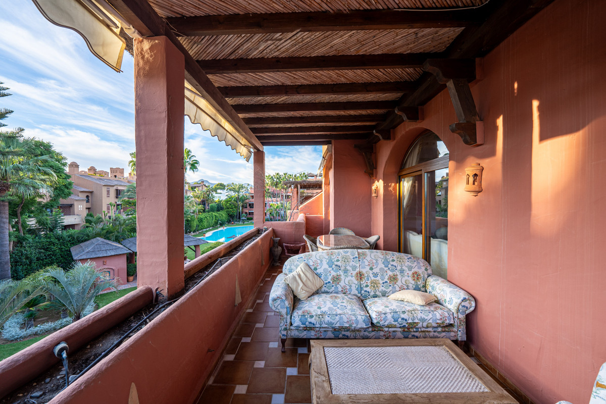 5 Bed Apartment for sale in Guadalmina Baja Costa Del Sol, Málaga, Spain