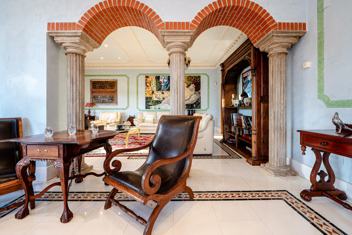 5 Bed Apartment for sale in Guadalmina Baja Costa Del Sol, Málaga, Spain