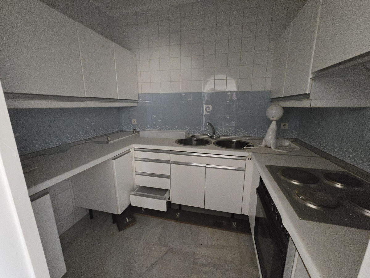 Se vende Villa - Chalet de 6 dormitorios en Costa Del Sol, Málaga, España