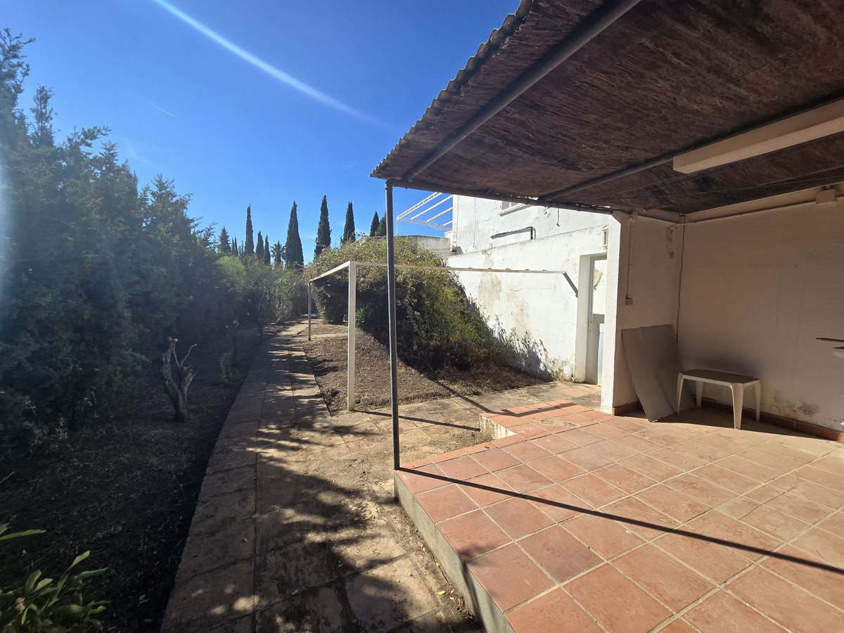Se vende Villa - Chalet de 6 dormitorios en Costa Del Sol, Málaga, España