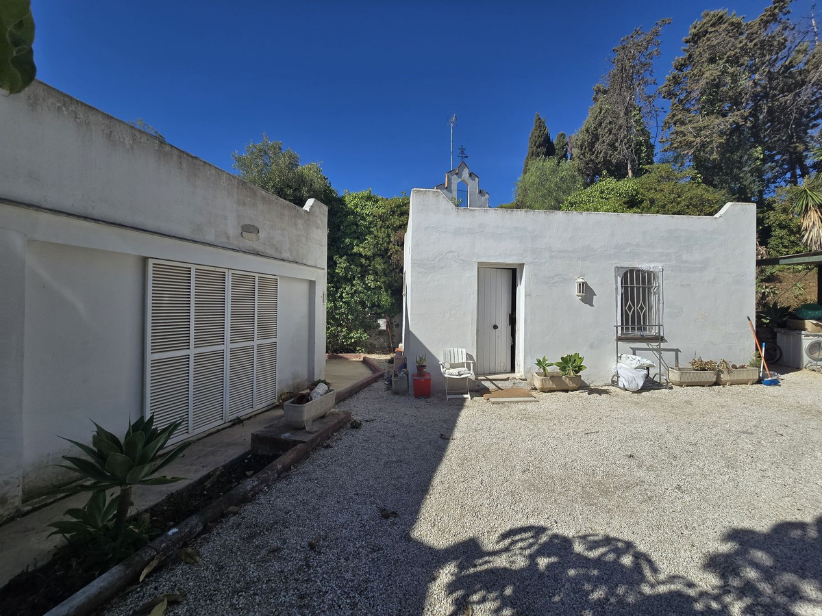 Se vende Villa - Chalet de 6 dormitorios en Costa Del Sol, Málaga, España