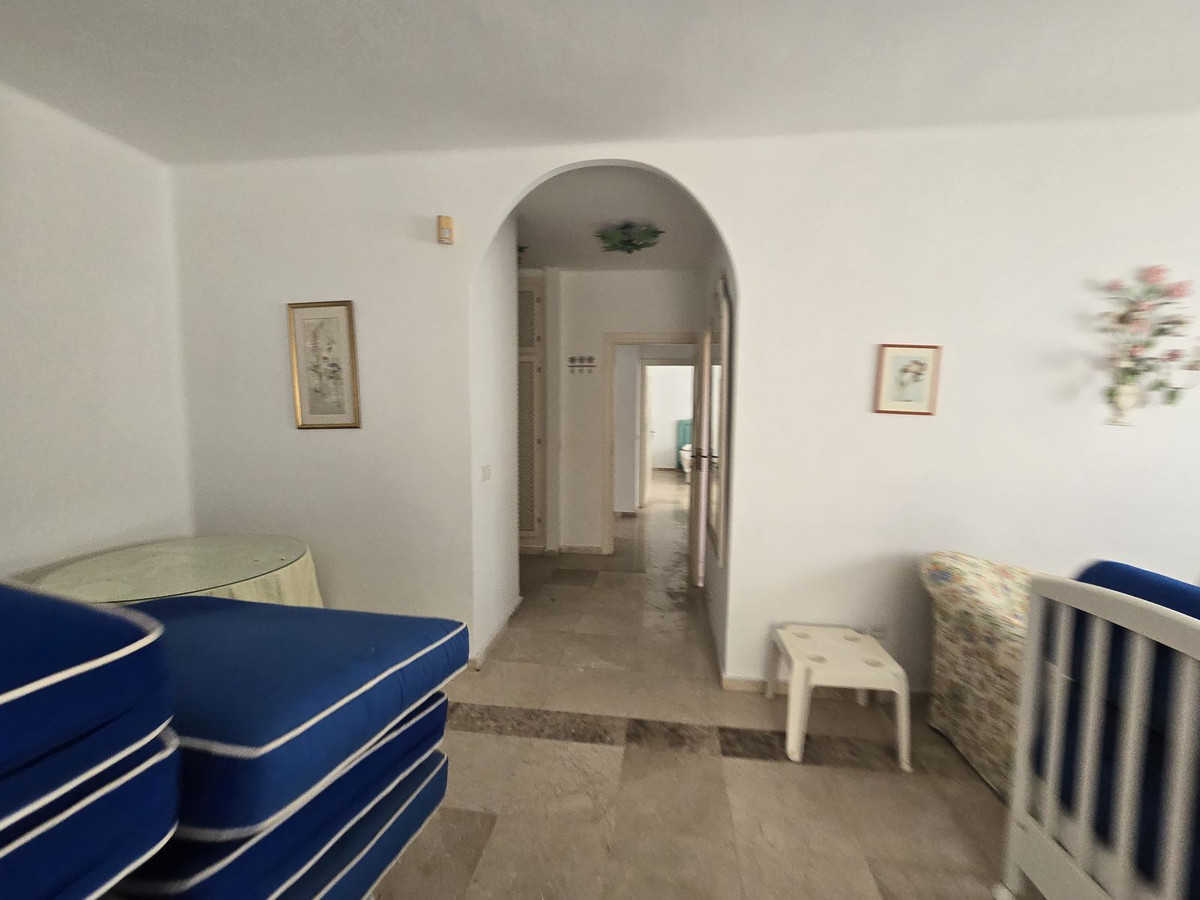 Se vende Villa - Chalet de 6 dormitorios en Costa Del Sol, Málaga, España
