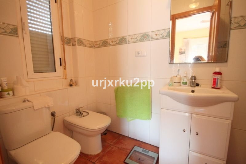 5 Bed Townhouse for sale in Aguas Nuevas Costa Blanca, Alicante, Spain