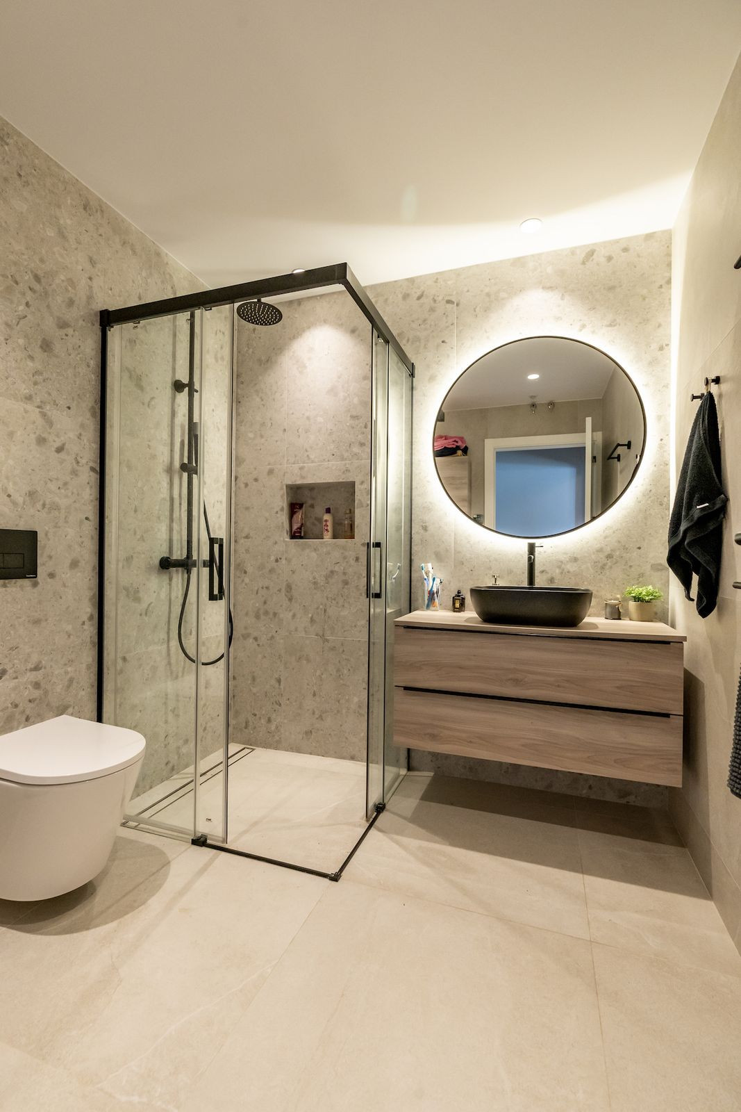 3 Bed Apartment for sale in Nueva Andalucía Costa Del Sol, Málaga, Spain