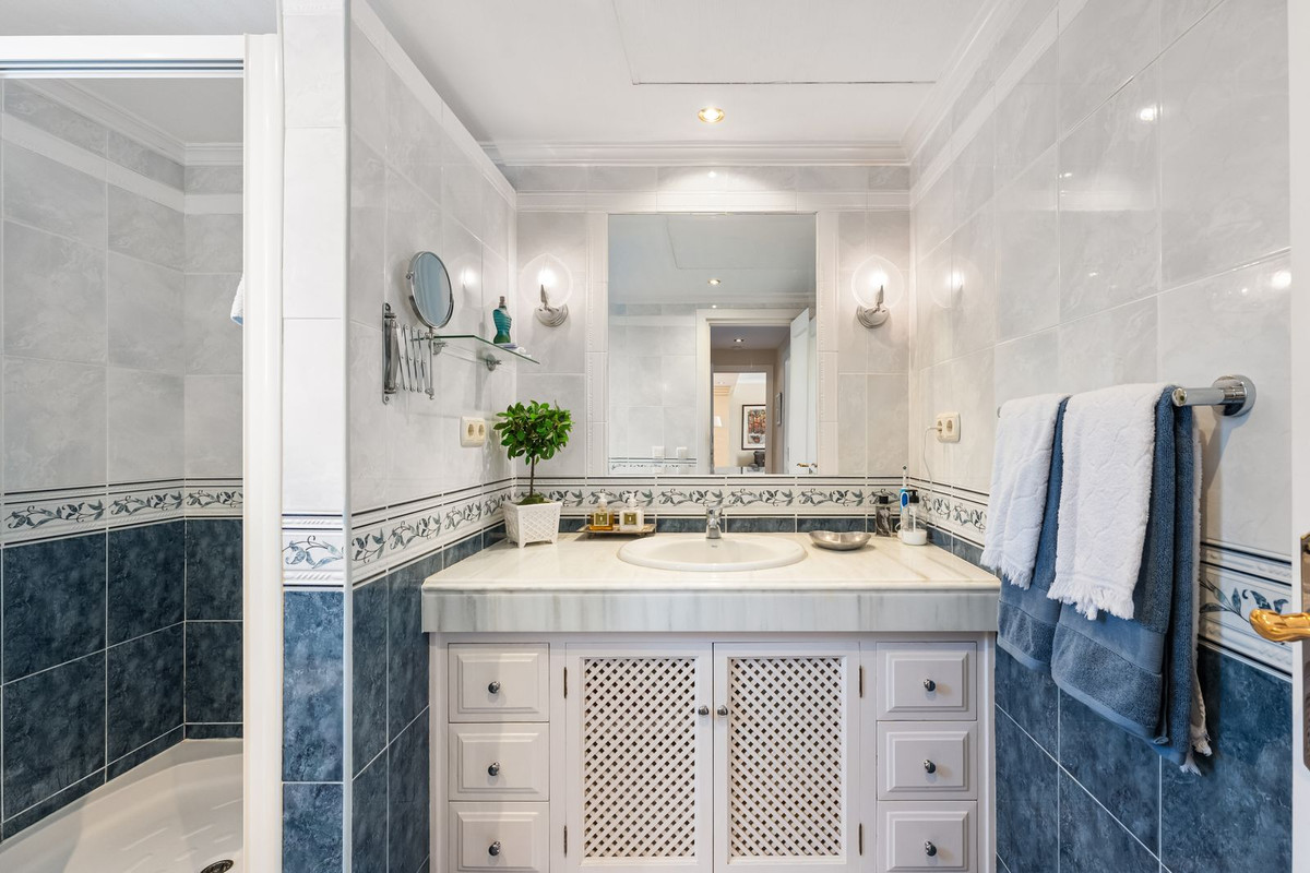 3 Bed Townhouse for sale in Nueva Andalucía Costa Del Sol, Málaga, Spain