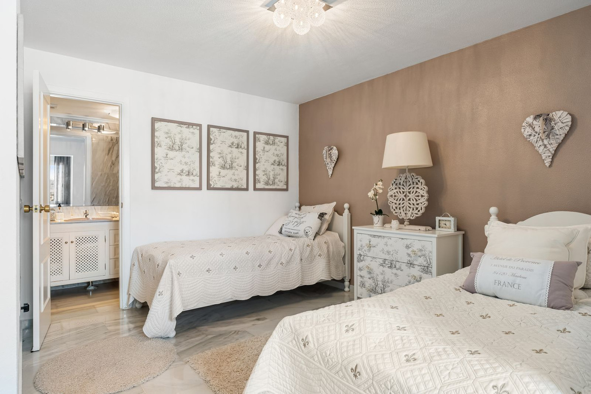 3 Bed Townhouse for sale in Nueva Andalucía Costa Del Sol, Málaga, Spain