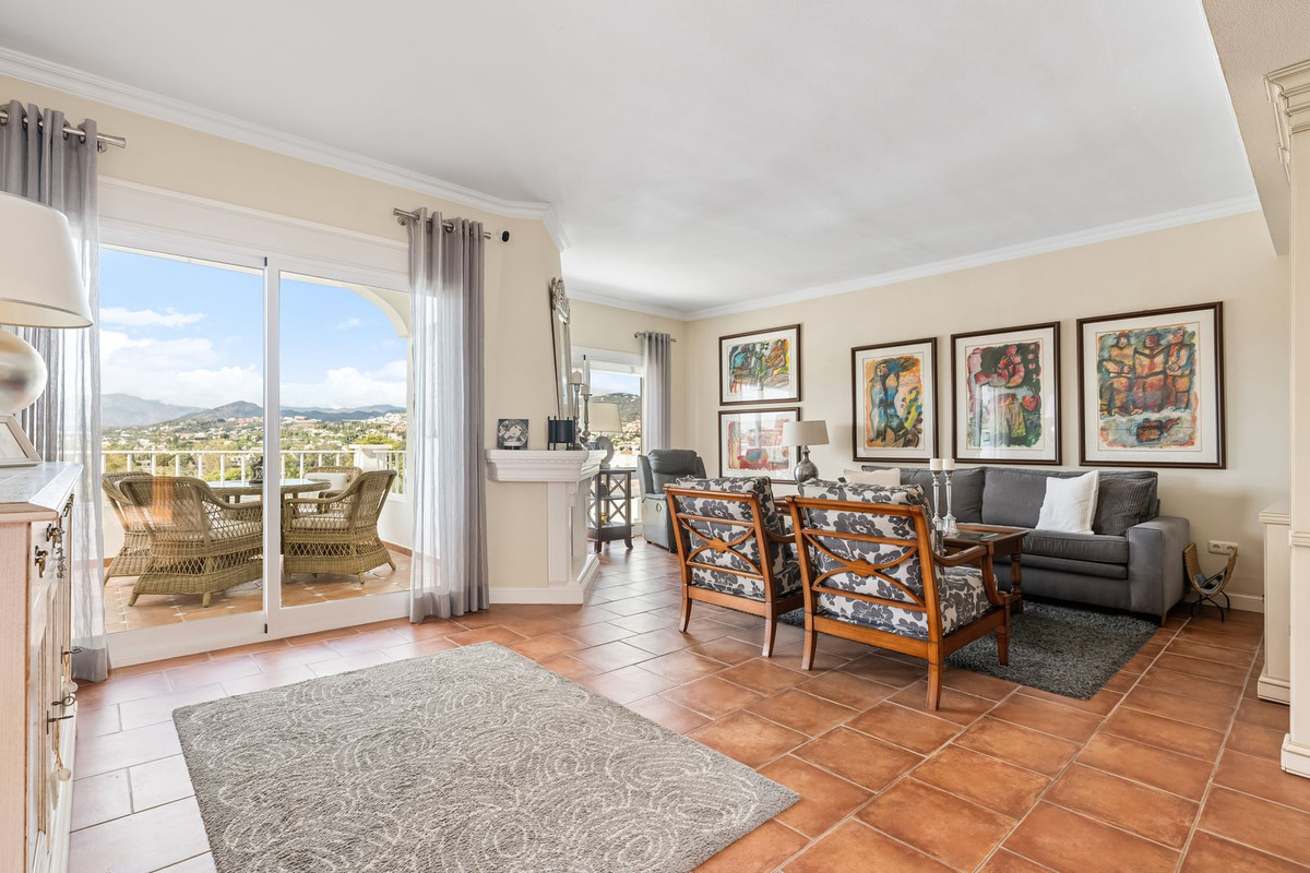 3 Bed Townhouse for sale in Nueva Andalucía Costa Del Sol, Málaga, Spain