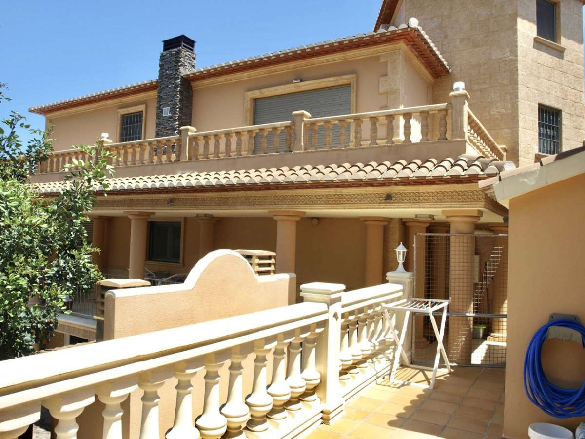 11 Bed Townhouse for sale in Denia Costa Blanca, Alicante, Spain