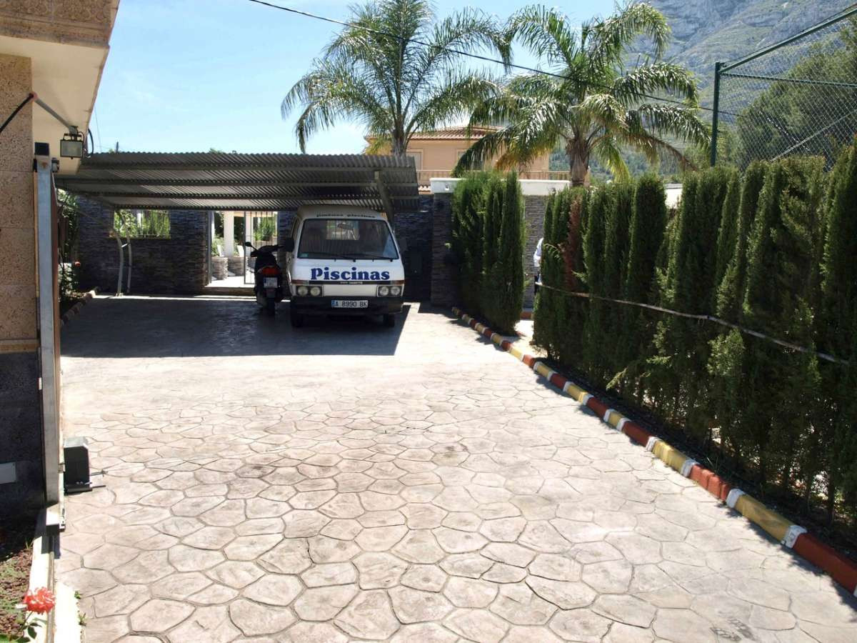 11 Bed Townhouse for sale in Denia Costa Blanca, Alicante, Spain
