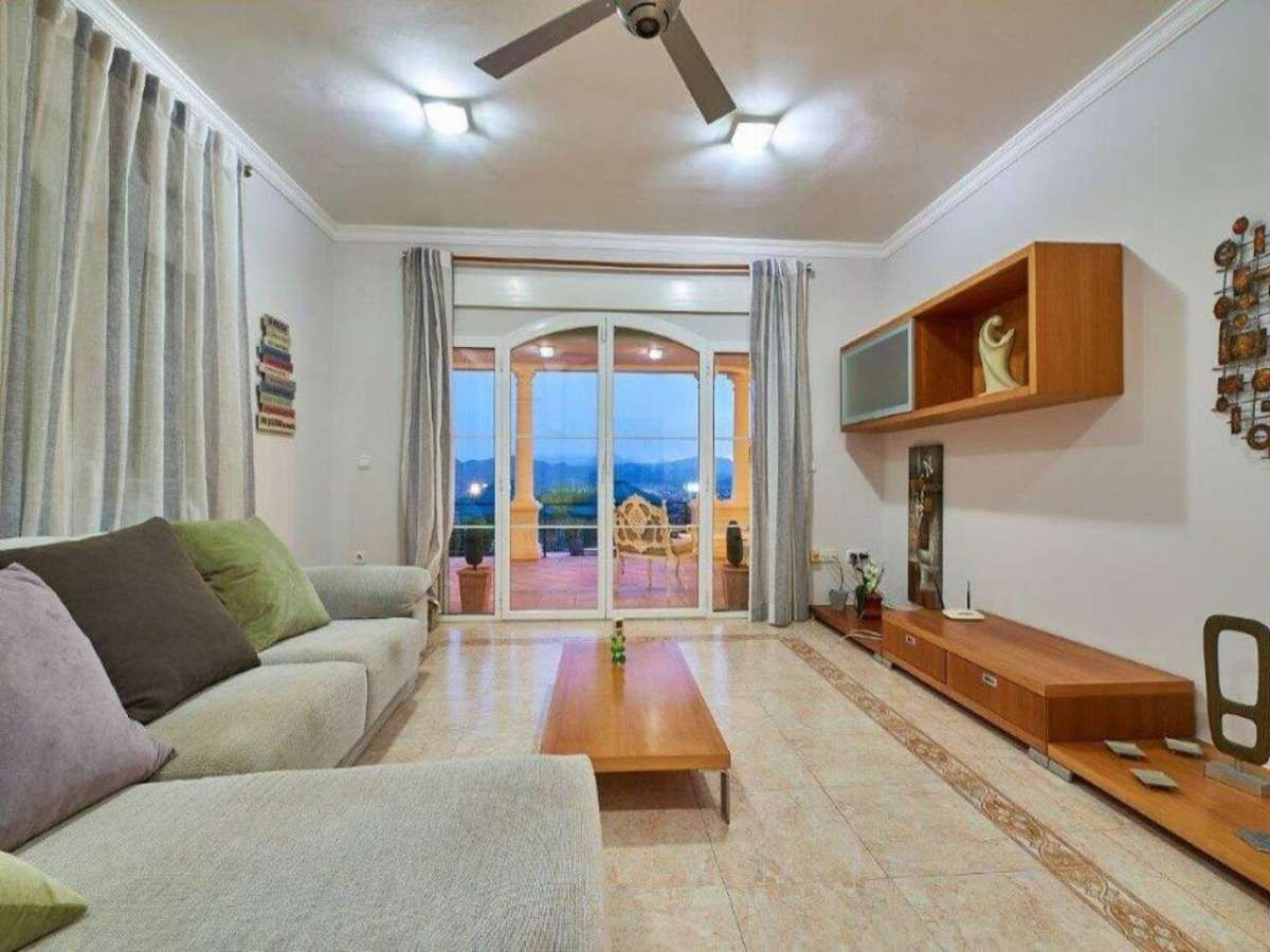 4 Bed Townhouse for sale in Javea Costa Blanca, Alicante, Spain