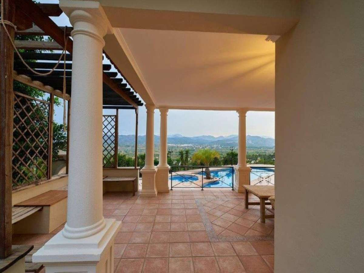 4 Bed Townhouse for sale in Javea Costa Blanca, Alicante, Spain