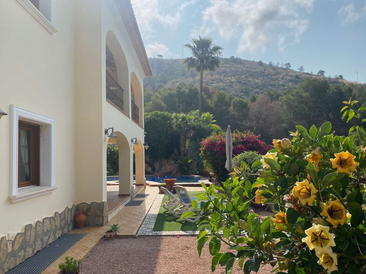 5 Bed Townhouse for sale in Moraira Costa Blanca, Alicante, Spain