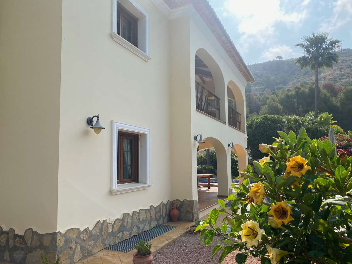 5 Bed Townhouse for sale in Moraira Costa Blanca, Alicante, Spain
