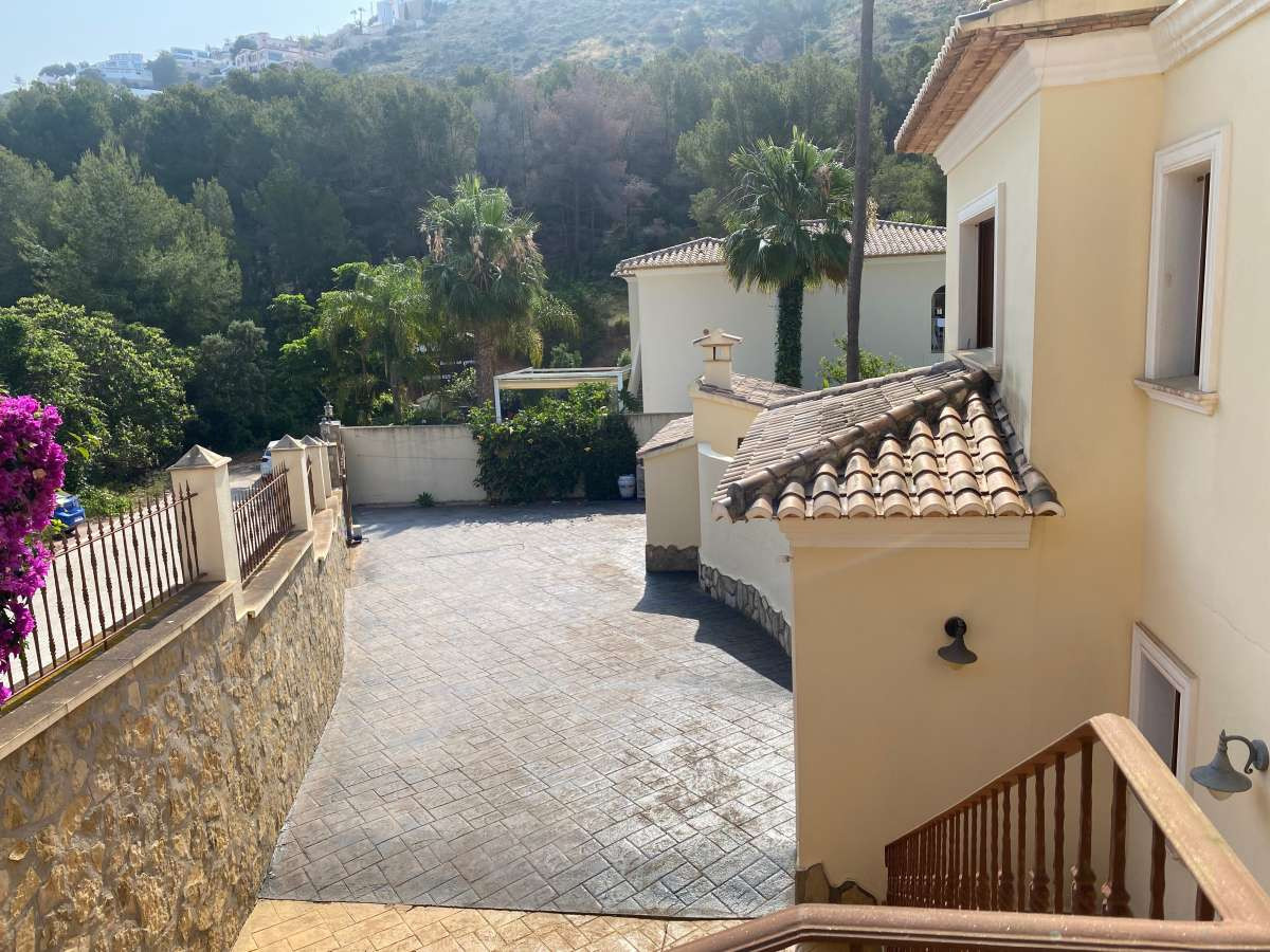 5 Bed Townhouse for sale in Moraira Costa Blanca, Alicante, Spain