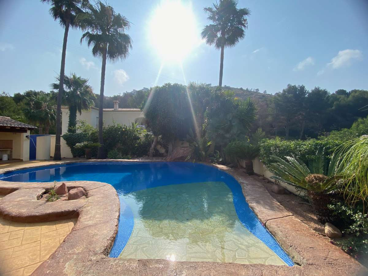 5 Bed Townhouse for sale in Moraira Costa Blanca, Alicante, Spain