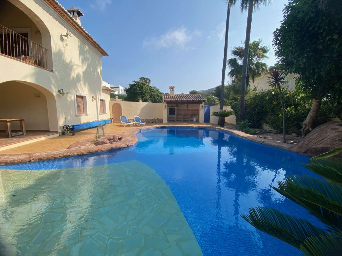 5 Bed Townhouse for sale in Moraira Costa Blanca, Alicante, Spain