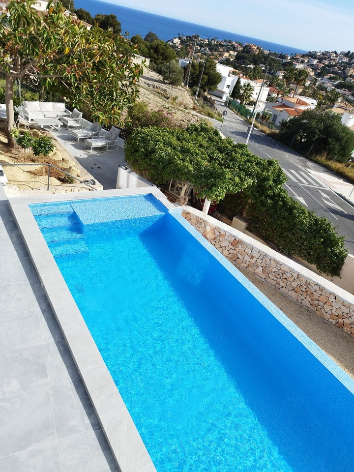 5 Bed Townhouse for sale in Calpe Costa Blanca, Alicante, Spain