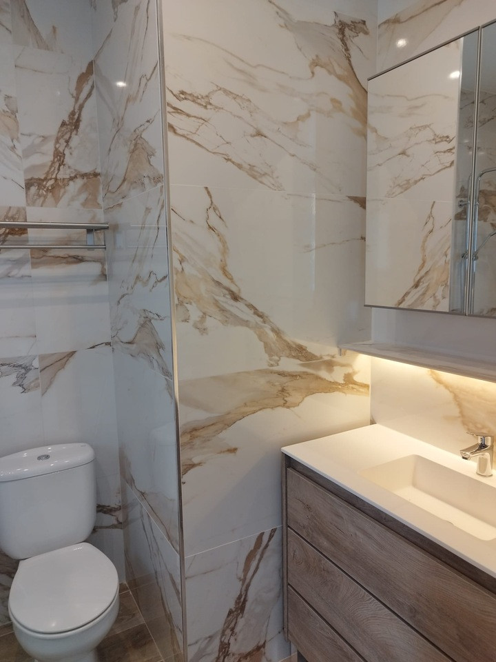 5 Bed Townhouse for sale in Calpe Costa Blanca, Alicante, Spain