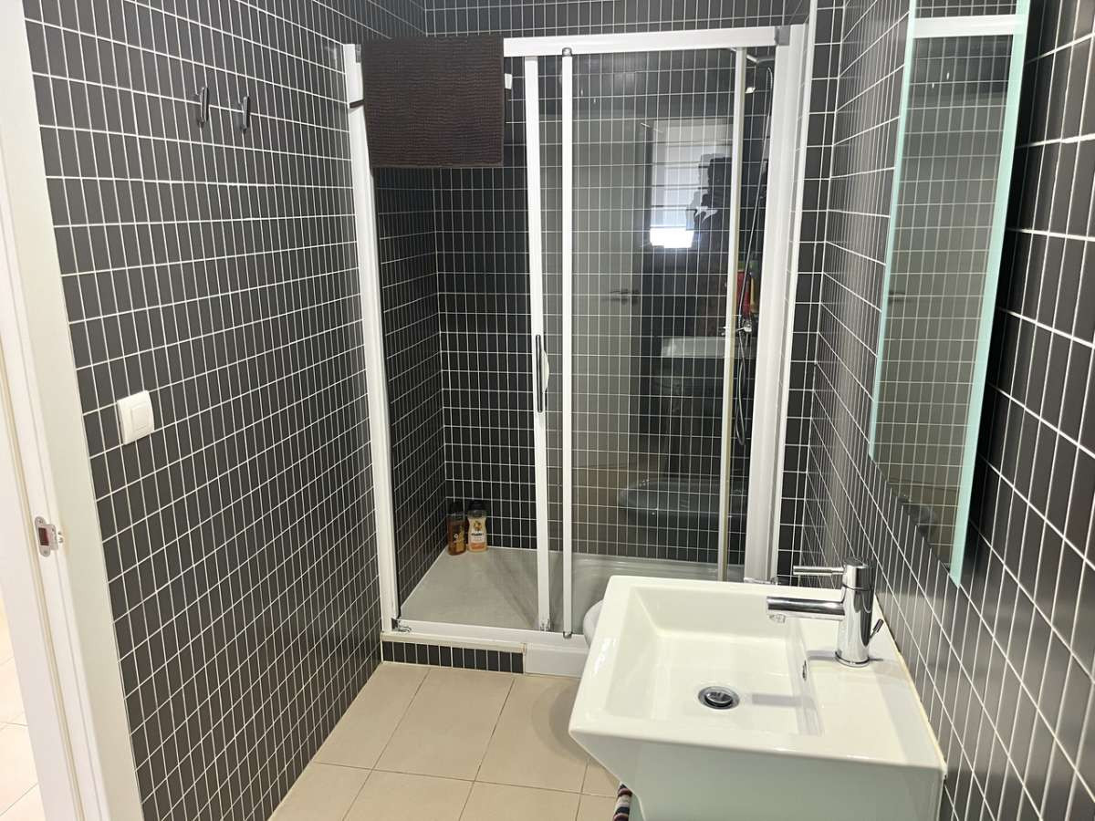 Se vende Apartamento Planta Media de 2 dormitorios en Costa Blanca, Alicante, España