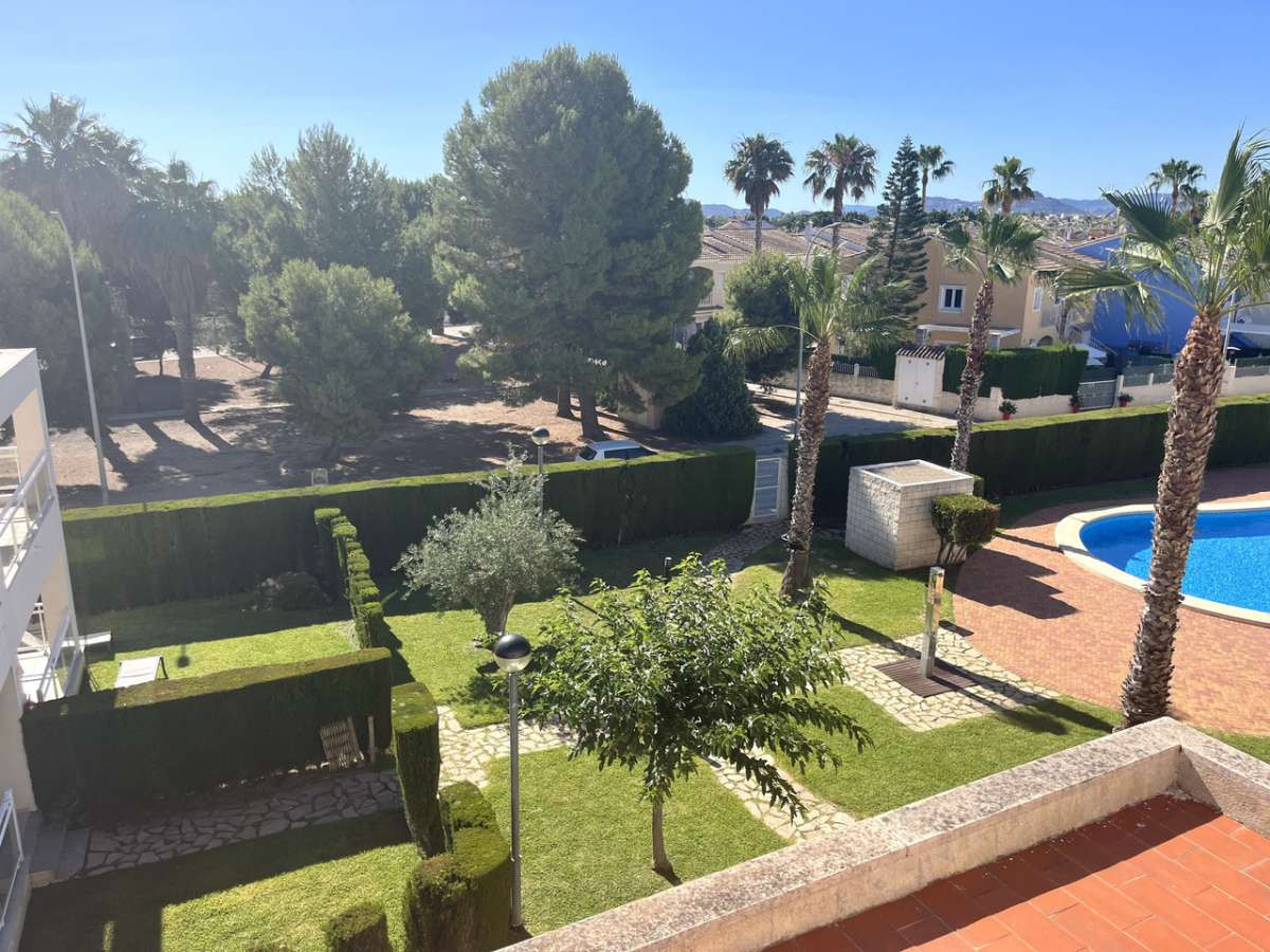 Se vende Apartamento Planta Media de 2 dormitorios en Costa Blanca, Alicante, España