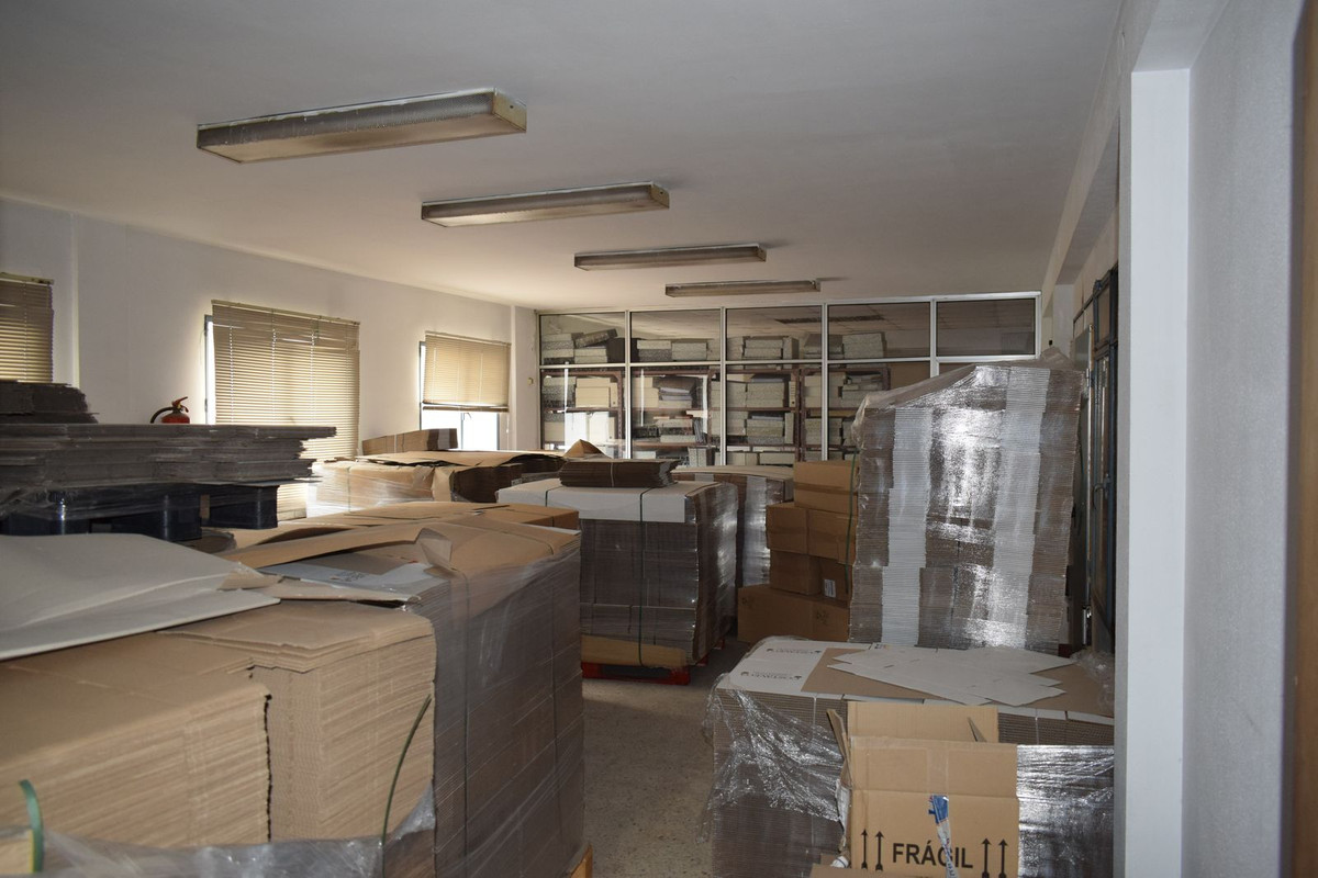 Se vende Nave industrial  en Costa Del Sol, Málaga, España