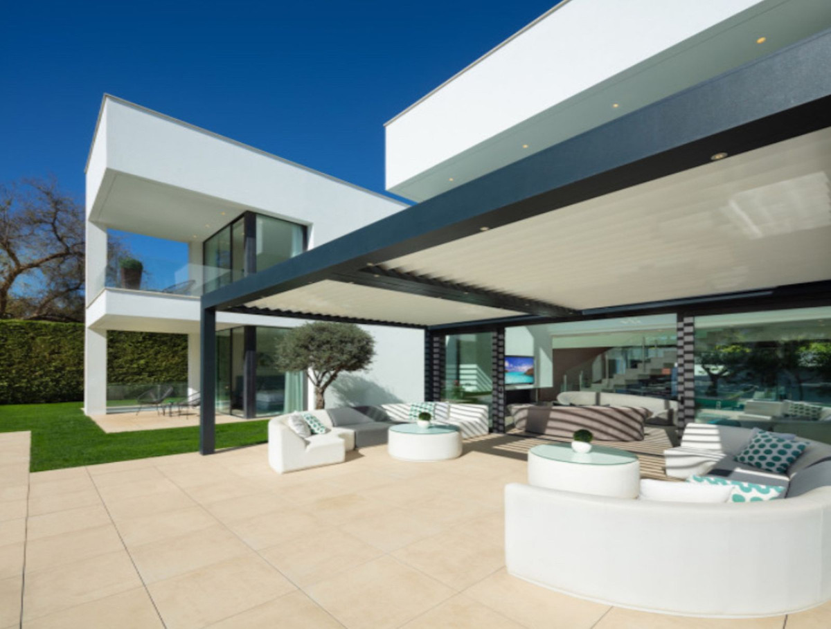 Se vende Villa - Chalet de 7 dormitorios en Costa Del Sol, Málaga, España