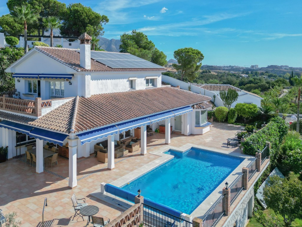 4 Bed Townhouse for sale in Mijas Costa Del Sol, Málaga, Spain