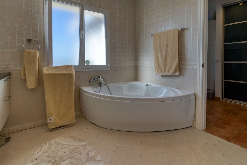 4 Bed Townhouse for sale in Mijas Costa Del Sol, Málaga, Spain