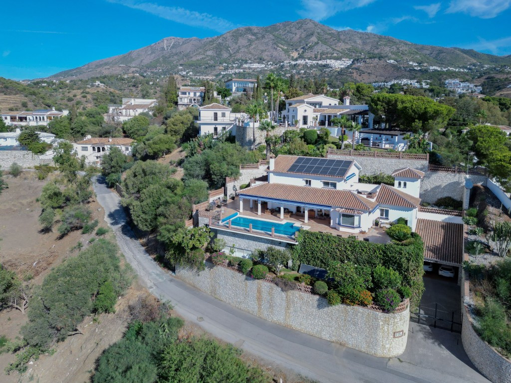 4 Bed Townhouse for sale in Mijas Costa Del Sol, Málaga, Spain