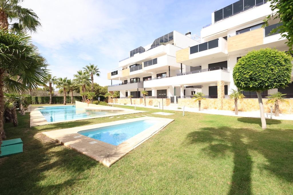 Se vende Apartamento Planta Baja de 2 dormitorios en Costa Blanca, Alicante, España