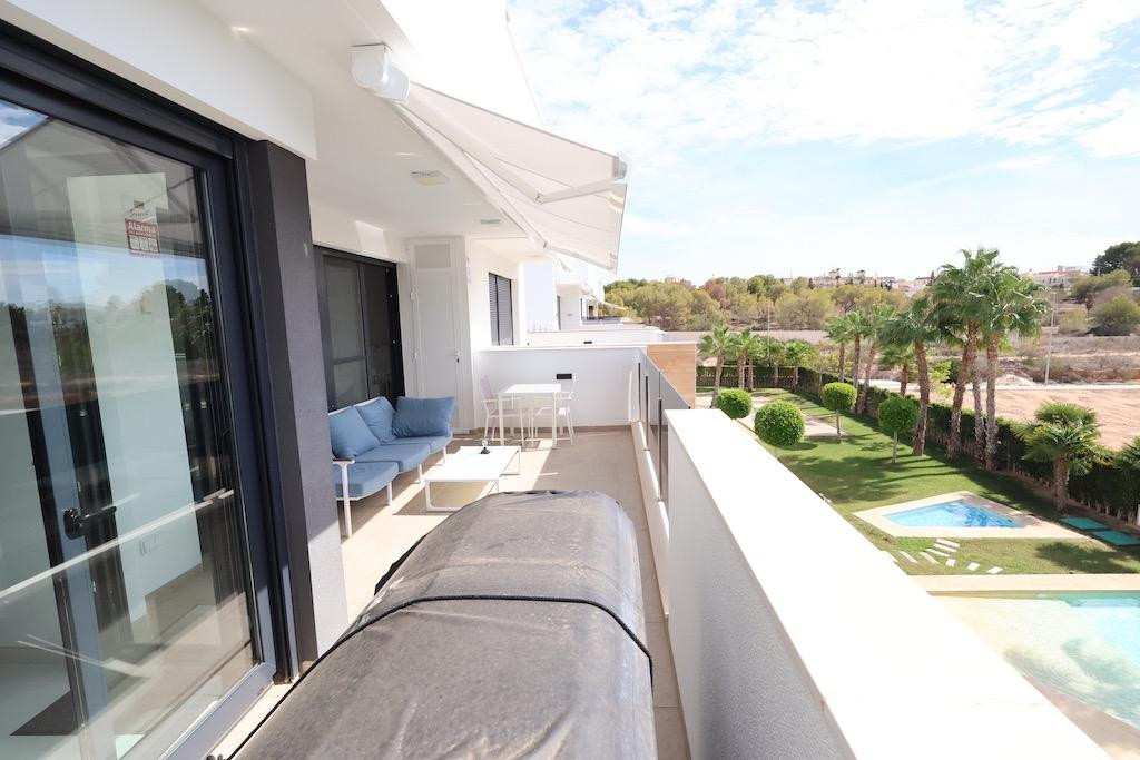 Se vende Apartamento Planta Baja de 2 dormitorios en Costa Blanca, Alicante, España