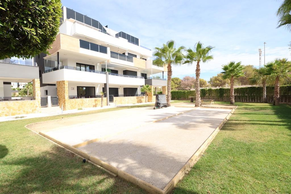 Se vende Apartamento Planta Baja de 2 dormitorios en Costa Blanca, Alicante, España