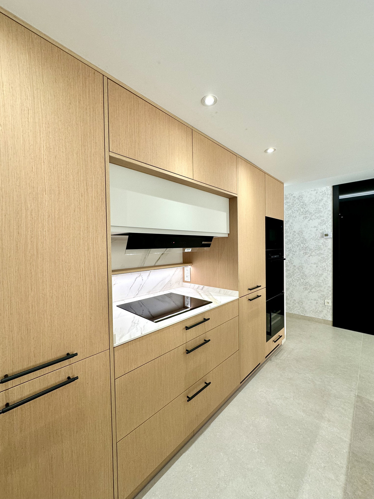 2 Bed Apartment for sale in Marbella Costa Del Sol, Málaga, Spain