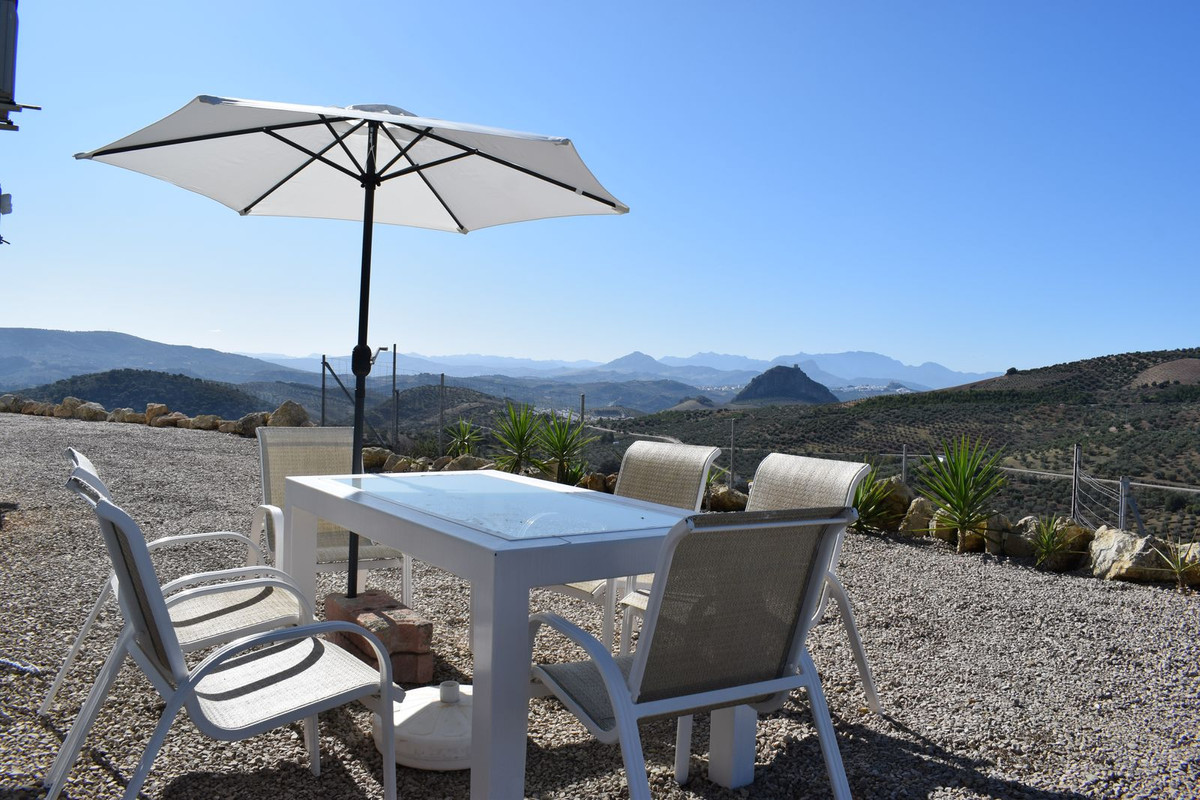 10 Bed Townhouse for sale in Ronda Costa Del Sol, Málaga, Spain