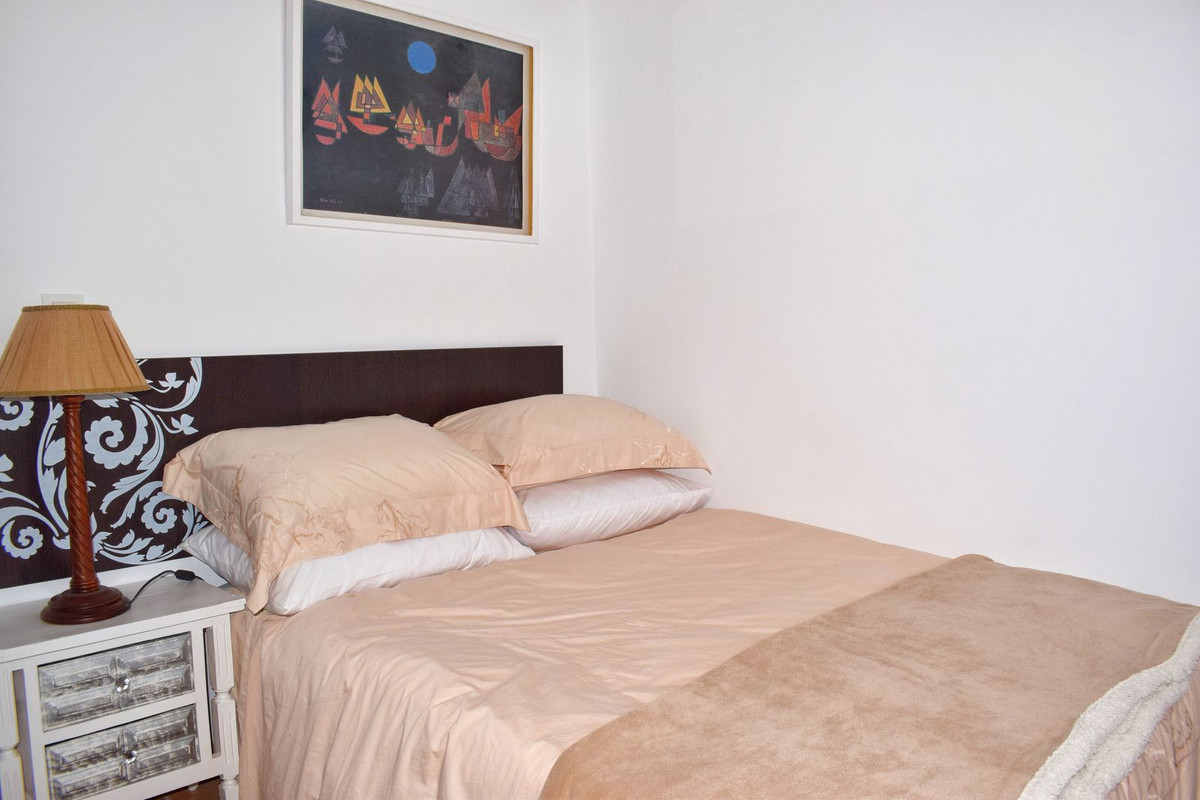 10 Bed Townhouse for sale in Ronda Costa Del Sol, Málaga, Spain