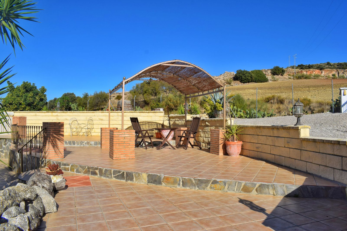 10 Bed Townhouse for sale in Ronda Costa Del Sol, Málaga, Spain