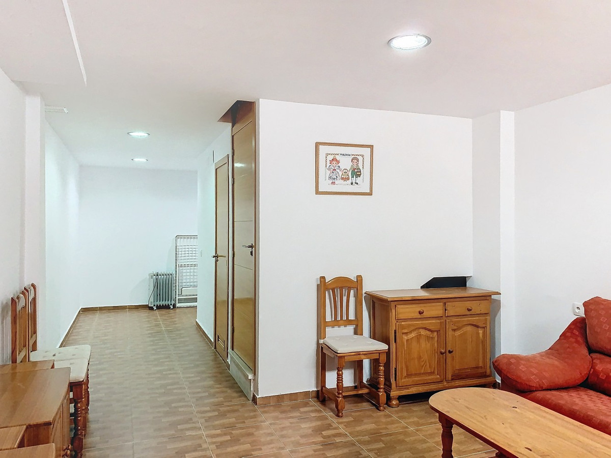 2 Bed Townhouse for sale in Valleniza Costa Del Sol East, Málaga, Spain