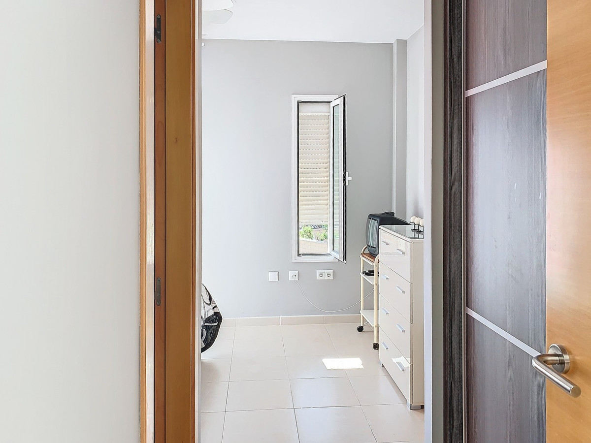 2 Bed Townhouse for sale in Valleniza Costa Del Sol East, Málaga, Spain