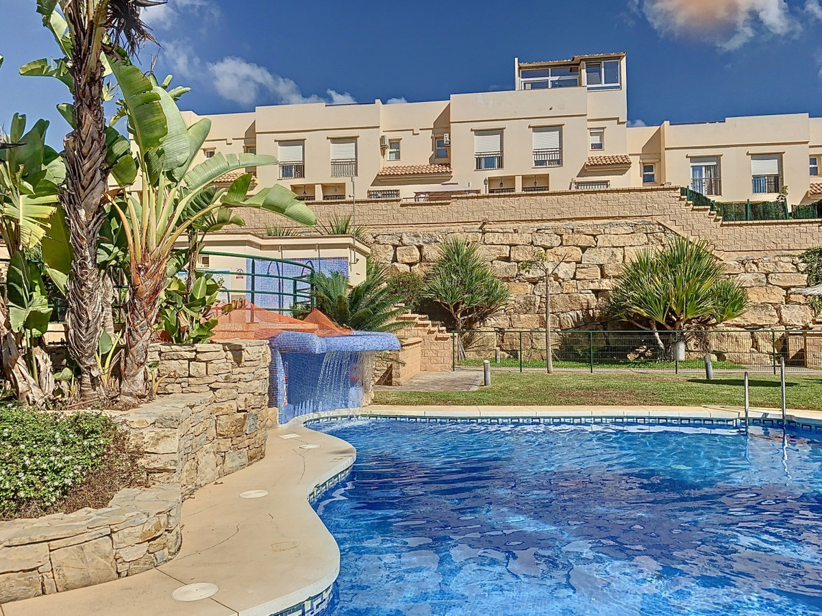 2 Bed Townhouse for sale in Valleniza Costa Del Sol East, Málaga, Spain