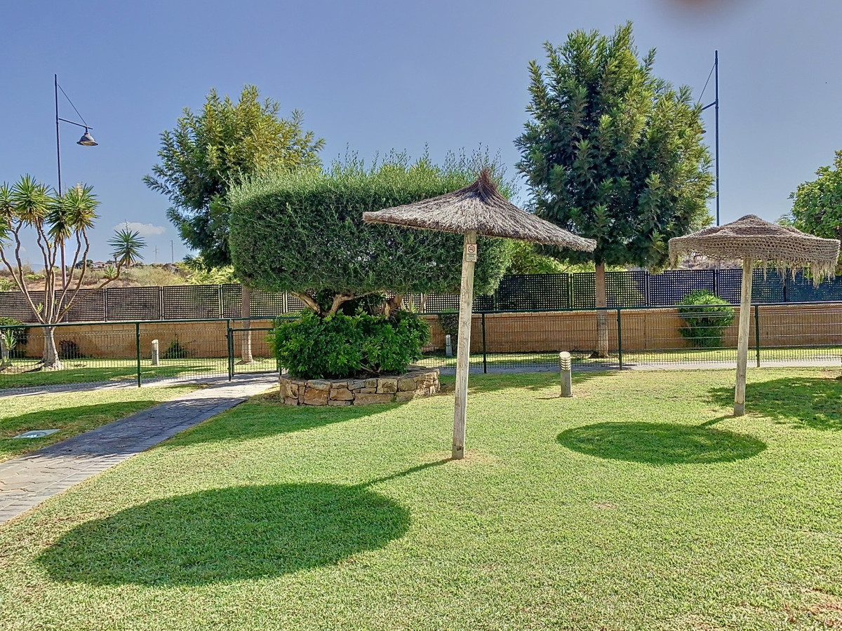 2 Bed Townhouse for sale in Valleniza Costa Del Sol East, Málaga, Spain