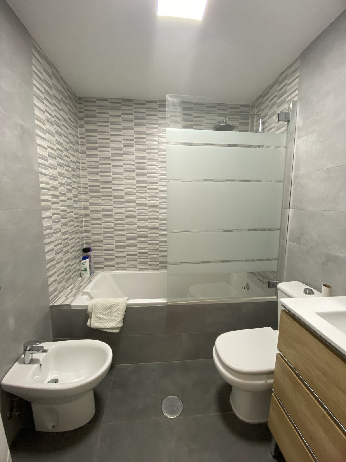 3 Bed Apartment for sale in Fuengirola Costa Del Sol, Málaga, Spain