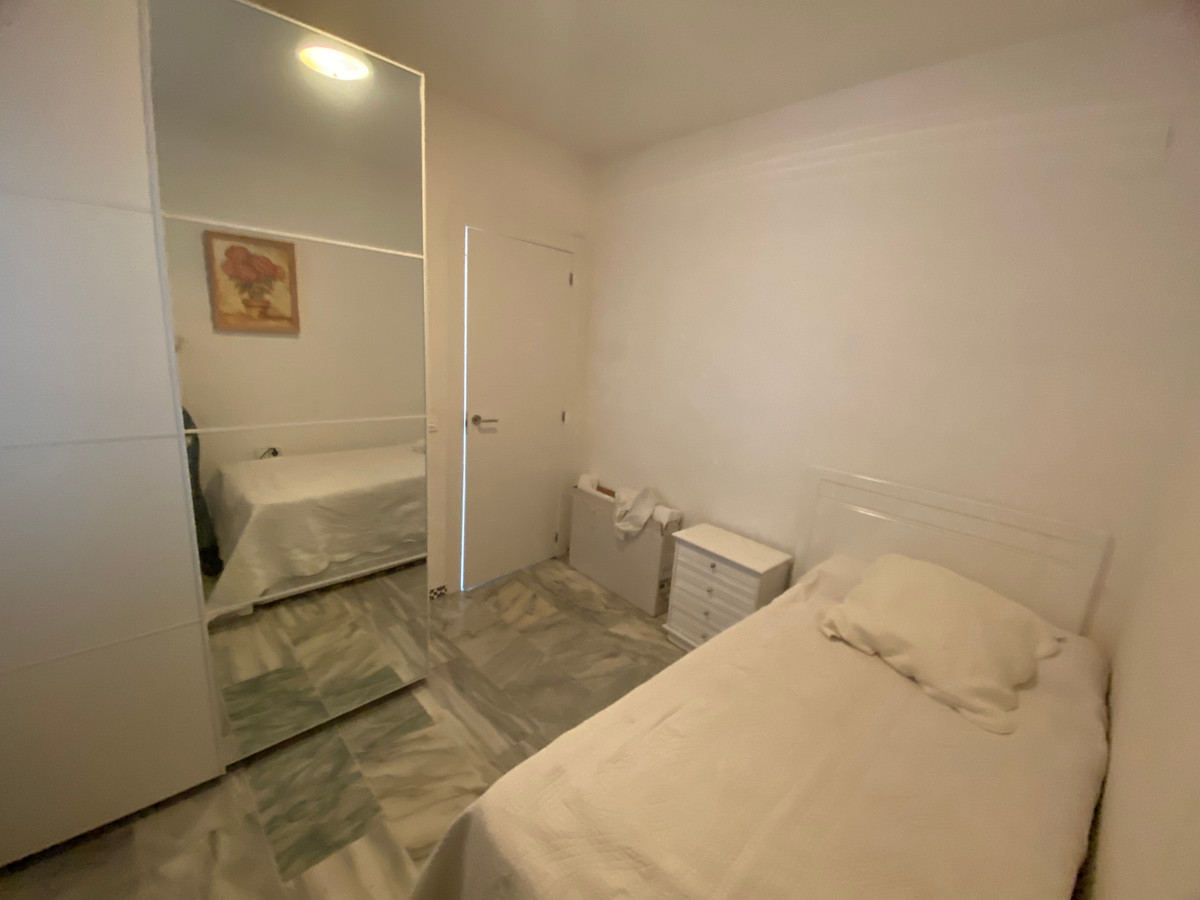 3 Bed Apartment for sale in Fuengirola Costa Del Sol, Málaga, Spain