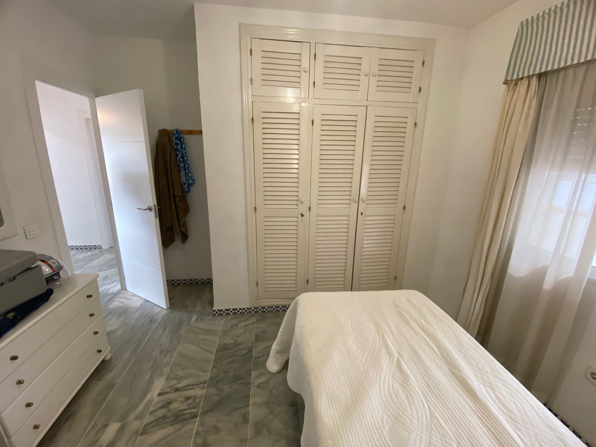 3 Bed Apartment for sale in Fuengirola Costa Del Sol, Málaga, Spain